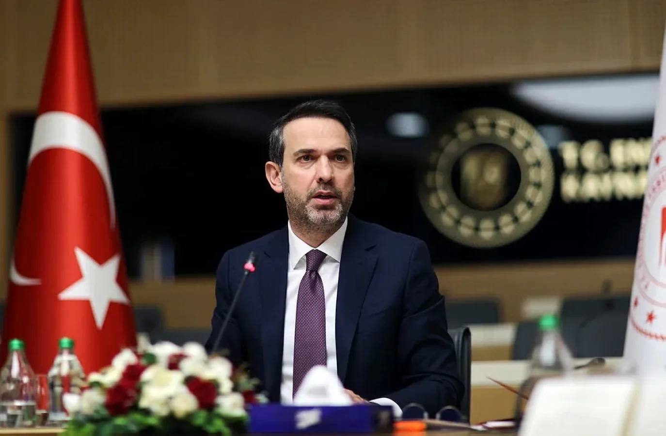 Alparslan Bayraktar Kimdir?