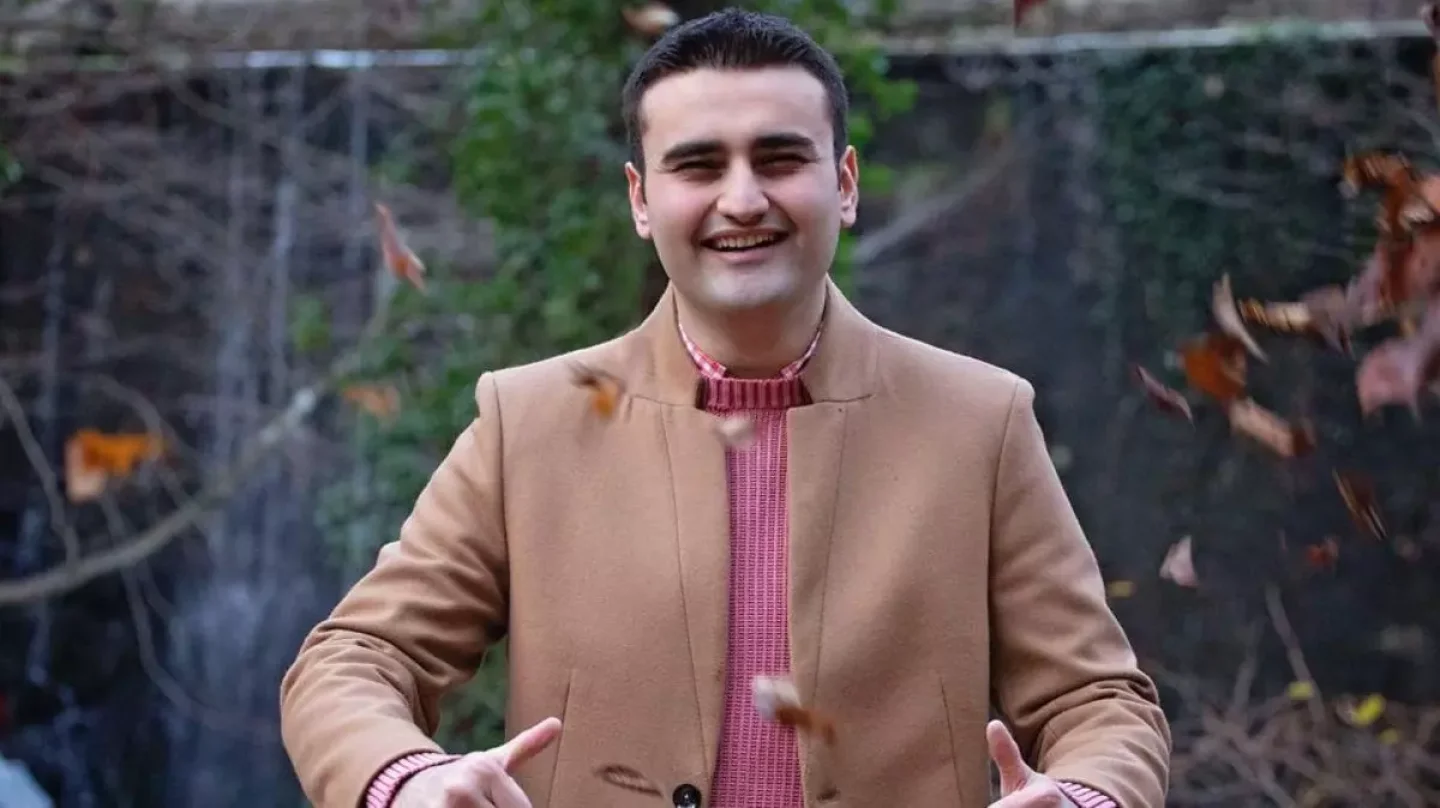 CZN Burak Kimdir?