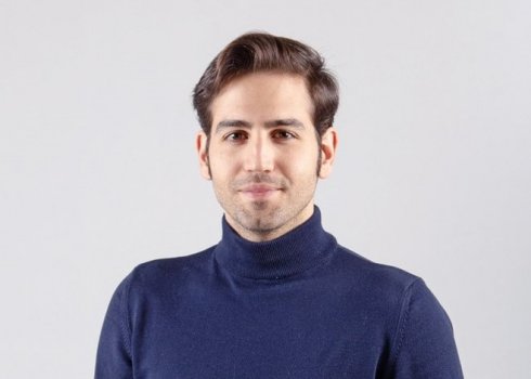 Aras Şenol Kimdir?