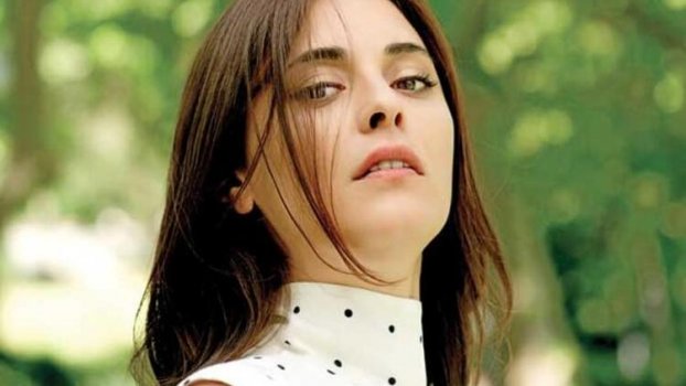 Aslıhan Gürbüz Kimdir?