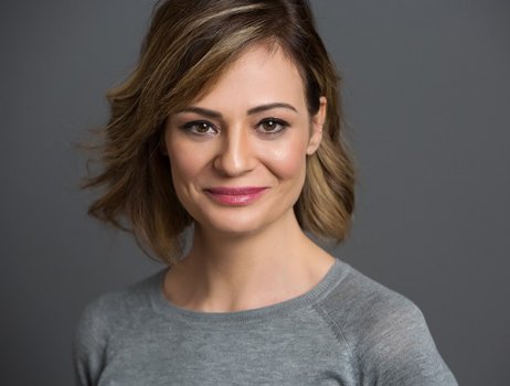 Berrak Kuş Kimdir?