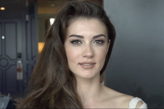 Burcu Özberk Kimdir? Kaç Yaşında ve Nereli 