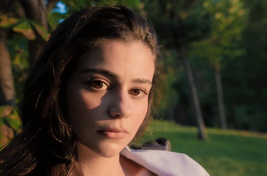 Damla Makar Kimdir?