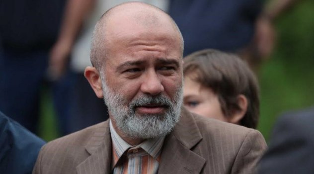 Durul Bazan Kimdir?