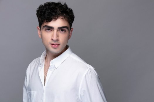 Efe Taşdelen Kimdir?