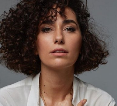Esra Ruşan Kimdir?