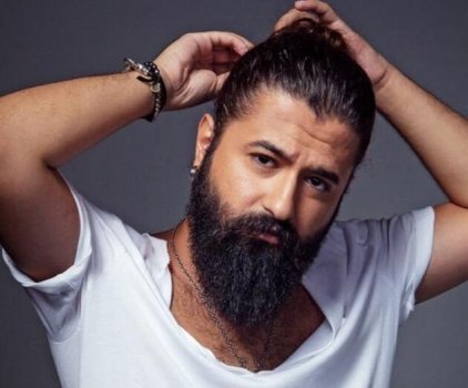 Koray Avcı Kimdir?