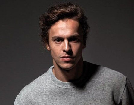 Metin Akdülger Kimdir? ( Kulüp Dizisi Orhan Kimdir) Kaç Yaşındadır? Nerelidir ?