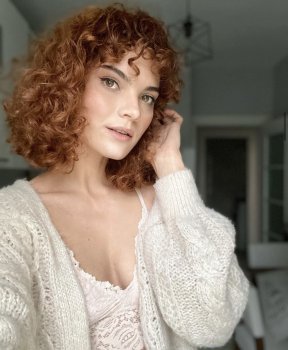 Nazlı Senem Ünal Kimdir? Üç Kız Kardeş Mine Kimdir? Kaç Yaşındadır? Nerelidir? Boyu ve Kilosu Kaçtır?