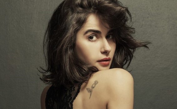 Nesrin Cavadzade Kimdir?