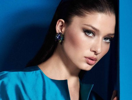Nurgül Yeşilçay Kimdir?