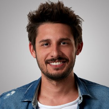 Özgün Karaman Kimdir?
