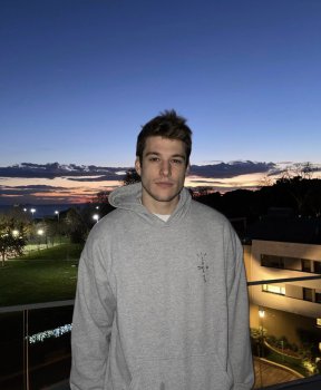 Özgür Daniel Foster Kimdir? Nerelidir? Kaç Yaşındadır? Boyu, Kilosu Kaç?