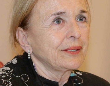 Serpil Tamur Kimdir?