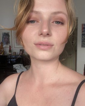 Yasemin Szawlowski Kimdir? (Pera Palas’ta Gece Yarısı Sonia)Nereli, Boyu, Kilosu Kaçtır? Hayatı ve Biyografisi