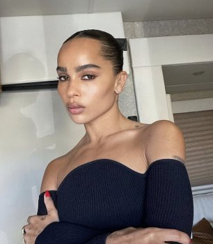 Zoe Kravitz Kimdir? ( Batman Dizisi Catwoman) Kaç Yaşında? Nereli  Boyu  Kilosu Oynadığı Diziler