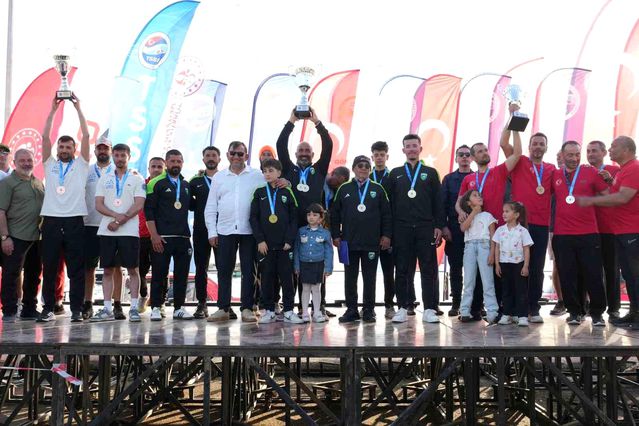 Gökçeada Sularında Kral Belirlendi: Türkiye Zıpkınla Balık Avı Şampiyonu Selim Konya!