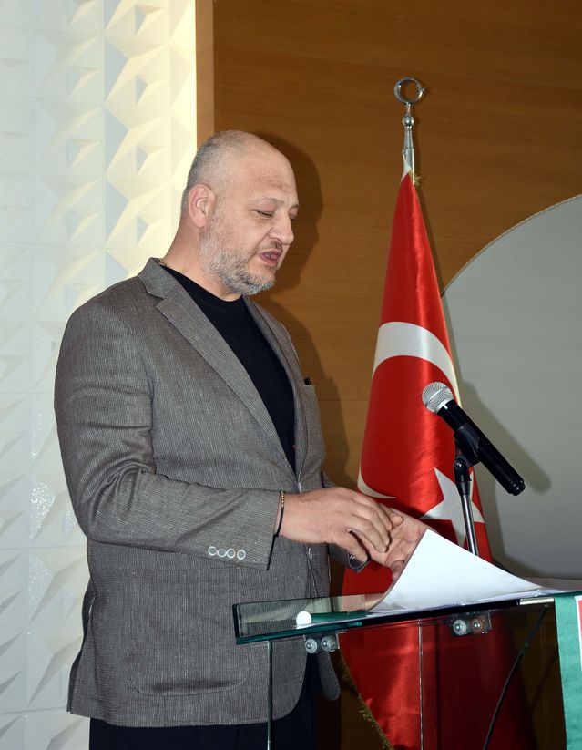 Karşıyaka'da Kriz Derinleşiyor: 11 Haziran'daki Genel Kurul Öncesi Yönetim Belirsizliği Zirvede