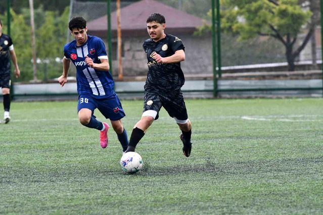 Yavru Aslanspor Şampiyonlukla Zirveye Çıktı: Amatör Ruhun Destansı Başarısı