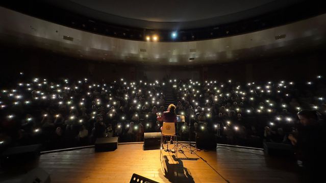 Beyaz Önlükten Sahne Işıklarına: Dr. Volkan Konya'nın Bilim ve Sanatla Şifa Yolculuğu