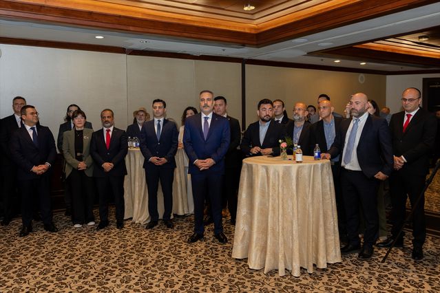 Bakan Fidan'dan Toronto Zirvesi: Türkiye-Kanada Ekonomik İlişkilerinde Yeni Dönem Sinyali