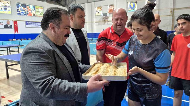 Sivas'ın Kalbinde Milli Forma Ateşi: İşitme Engelliler Masa Tenisi Kampı Geleceğe Umut Oluyor