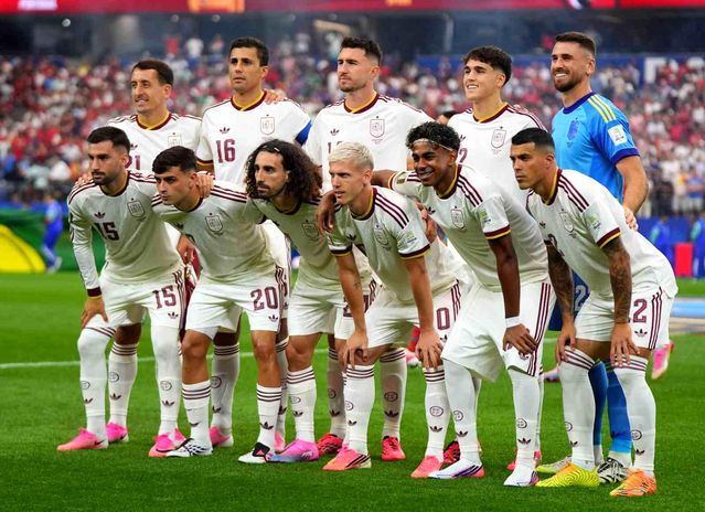 İspanya, Portekiz'i 90+1'de Geçti