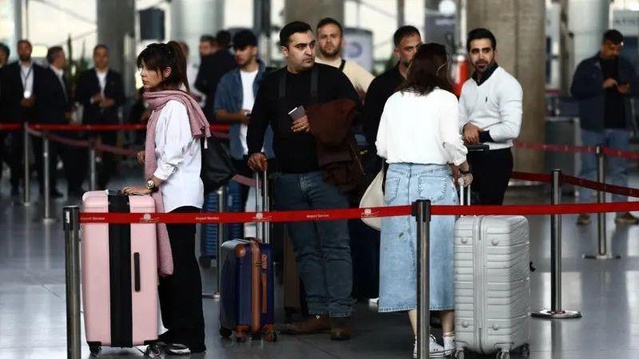 ABD'den İran Havacılığına Ağır Darbe: Türk Hava Yolları Sefer İptallerini 2027'ye Uzattı