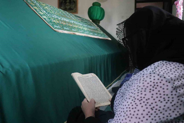 Sakarya'nın Kalbinde Bir Efsane: Sakar Baba Türbesi ve Nehirle Yazılan Tarih